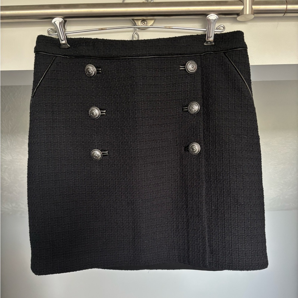 White House Black Market Black Textured Mini/Pencil Skirt